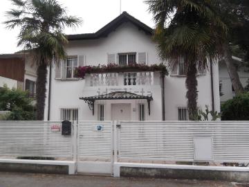 Case e ville in affitto di 250 m² in Viale Trento e Trieste