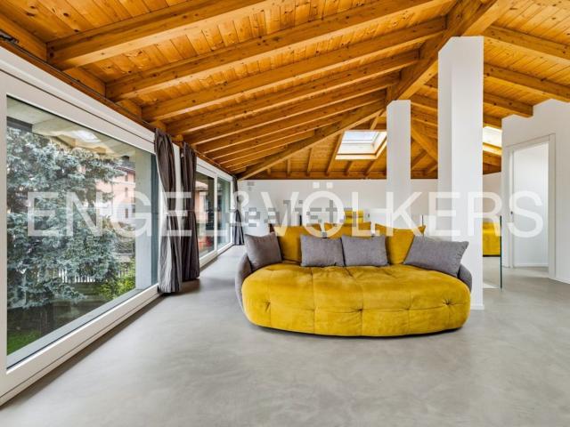 Case e ville in affitto di 259 m² in Via G. Brambilla, 50