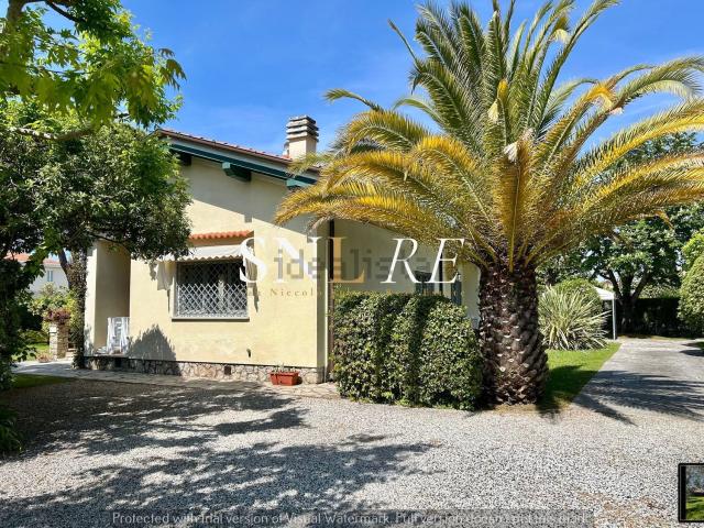 Case e ville in affitto di 260 m² in Piazza Giuseppe Garibaldi