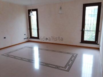 Case e ville in affitto di 300 m² in Via G. Castelnuovo Arena Metato