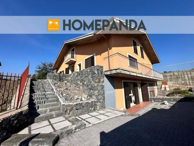 Case e ville in affitto di 300 m² in Via Guiseppe Mazzini, 1
