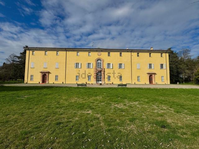 Case e ville in affitto di 3300 m² in Via Carlo Jussi