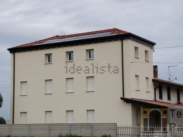 Case e ville in affitto di 357 m²