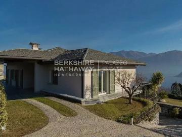 Case e ville in affitto di 370 m²