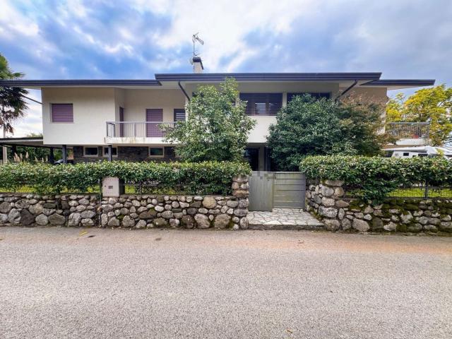 Case e ville in vendita di 400 m²