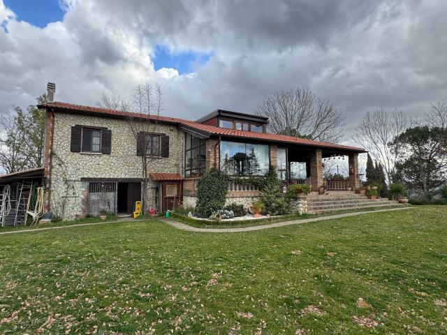 Case e ville in vendita di 400 m²