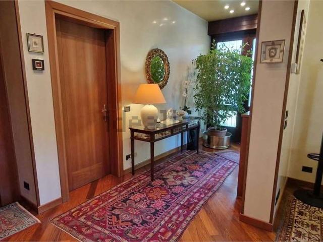 Case e ville in vendita di 400 m²