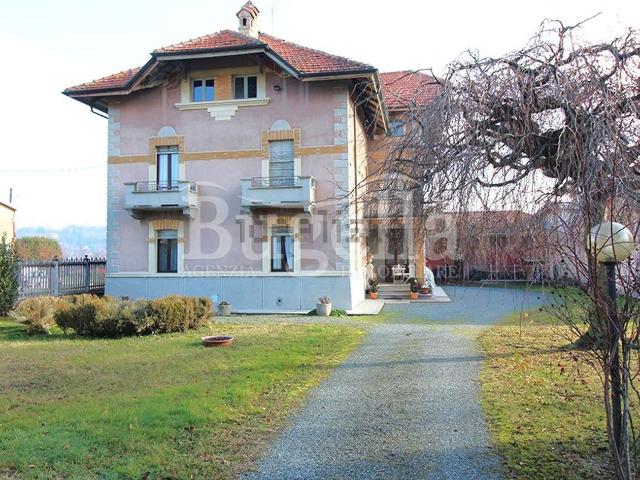 Case e ville in vendita di 400 m²