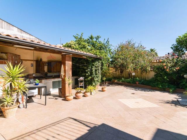 Case e ville in vendita di 400 m²