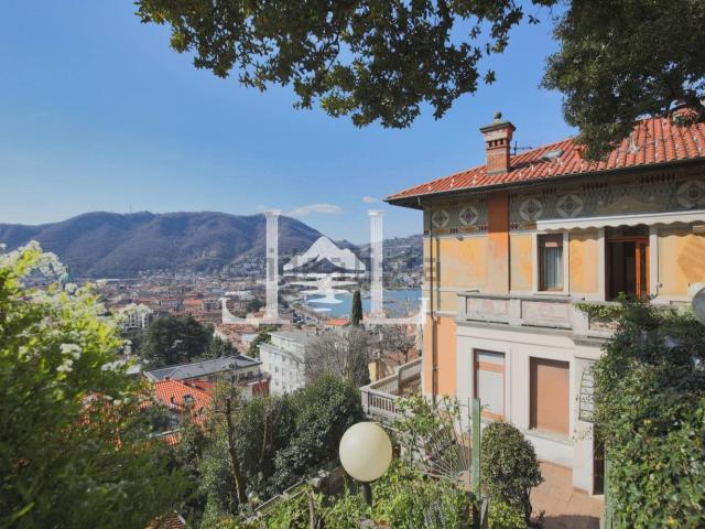 Case e ville in vendita di 400 m²