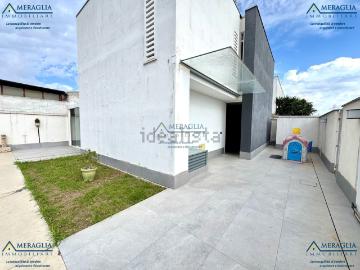 Case e ville in vendita di 400 m² in Via Crispi, 6