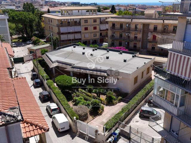 Case e ville in vendita di 400 m² in Via Augusto Murri
