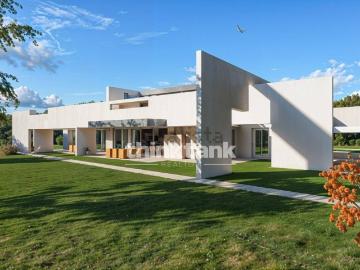 Case e ville in vendita di 400 m² in Via Bolivia