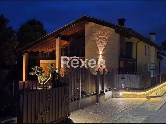 Case e ville in vendita di 400 m² in Via Buson
