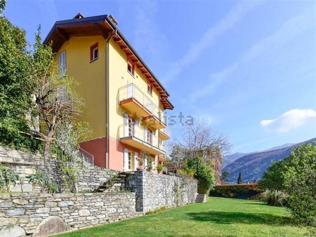 Case e ville in vendita di 400 m² in Via Germanello