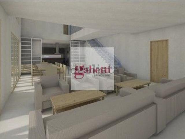 Case e ville in vendita di 400 m² in Via dei Colli