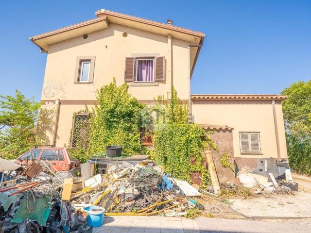 Case e ville in vendita di 400 m² in Via di San Matteo, 44