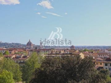 Case e ville in vendita di 400 m² in Via Orazio Dogliotti, 8