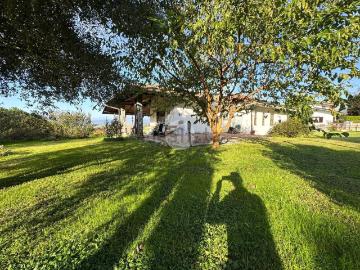 Case e ville in vendita di 400 m² in Via Marucca, 22