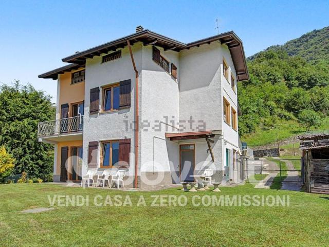 Case e ville in vendita di 400 m² in Via San Giovanni Gualberto, 4