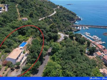 Case e ville in vendita di 400 m² in Via Porto Arenile