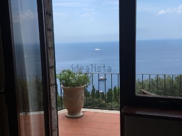 Case e ville in vendita di 400 m² in Via Porto Santo Stefano, 132