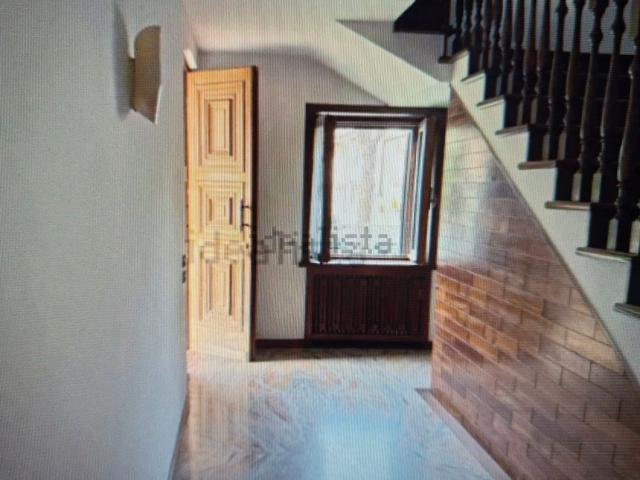 Case e ville in vendita di 400 m² in Via Torricelle