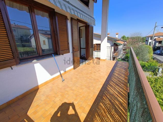 Case e ville in vendita di 400 m² in Via XXVII Maggio