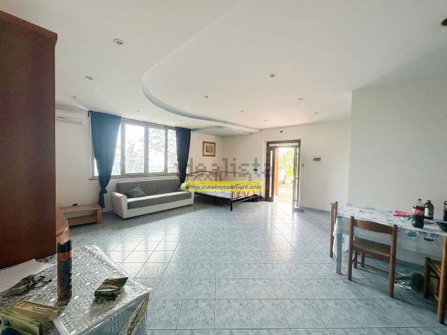 Case e ville in vendita di 400 m² in Contrada Santa Maria, 2