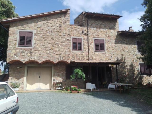 Case e ville in vendita di 400 m² in Strada Provinciale Volterrana