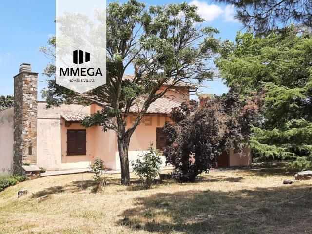 Case e ville in vendita di 402 m² in Via di Palaia