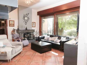 Case e ville in vendita di 403 m² in Via Giuseppe Verdi, 11