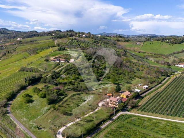 Case e ville in vendita di 405 m²