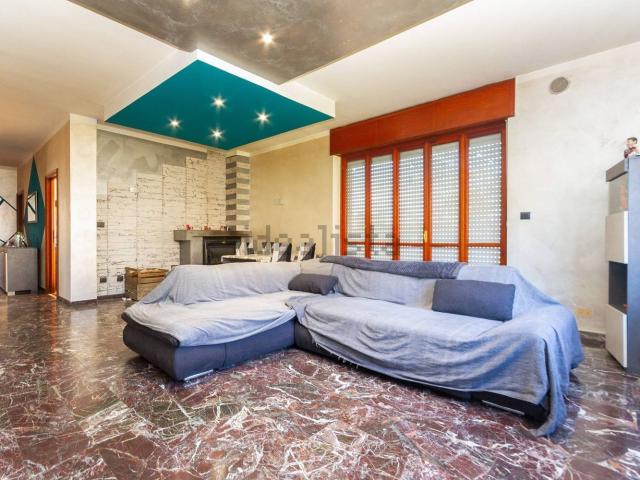Case e ville in vendita di 405 m² in Via Kennedy