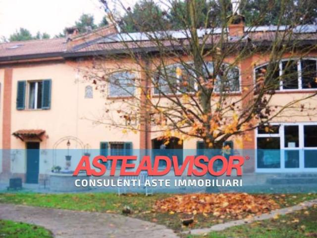 Case e ville in vendita di 406 m² in Via del Sabbione, 102