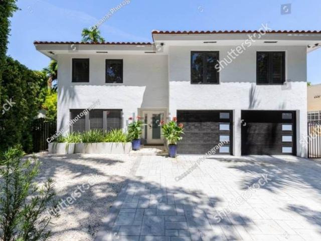 Case e ville in vendita di 413 m²