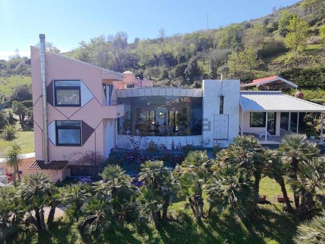 Case e ville in vendita di 413 m² in Contrada Marrota