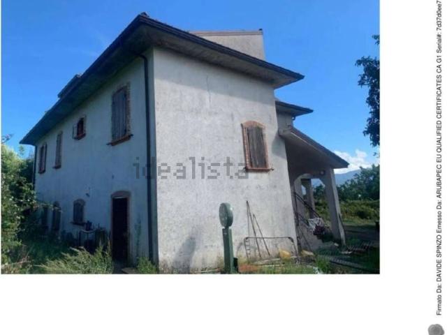 Case e ville in vendita di 413 m² in Contrada Runci