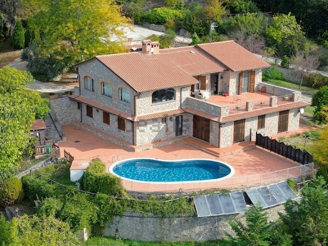 Case e ville in vendita di 420 m²