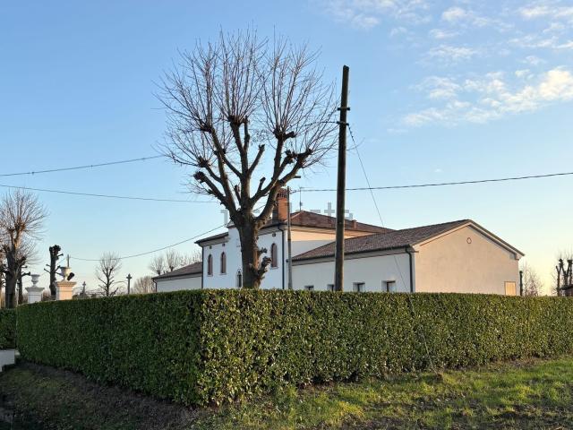 Case e ville in vendita di 420 m²