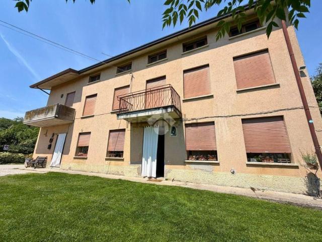 Case e ville in vendita di 420 m² in Via Oldelle, 1