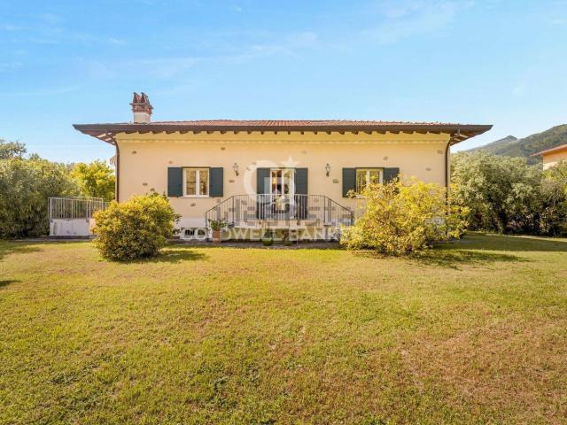 Case e ville in vendita di 420 m² in Borgo Terrinchesi