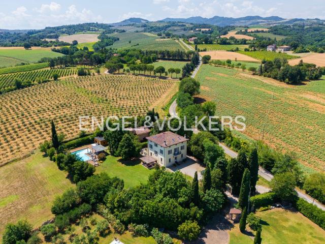 Case e ville in vendita di 425 m² in Via Scorticheto