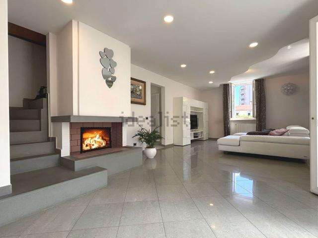 Case e ville in vendita di 426 m²