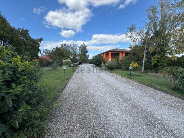Case e ville in vendita di 426 m²