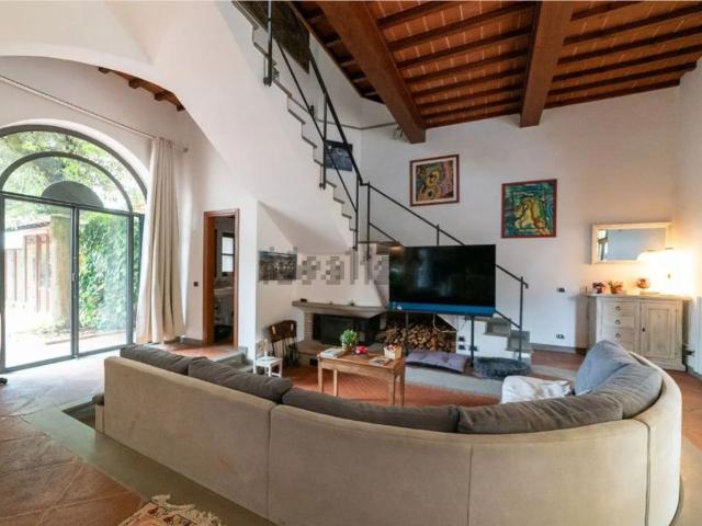 Case e ville in vendita di 430 m²