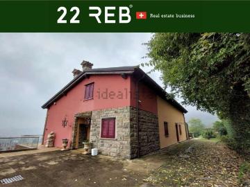 Case e ville in vendita di 430 m² in Via Chiesa Teolo