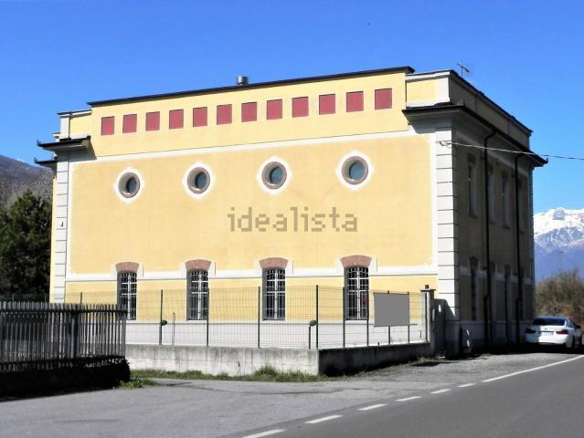 Case e ville in vendita di 430 m² in Via A. Abegg