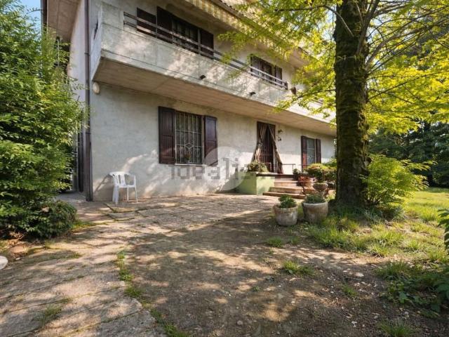 Case e ville in vendita di 430 m² in Via VIII Marzo, 5
