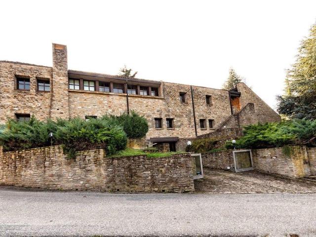 Case e ville in vendita di 430 m² in Località Vogliere, 11